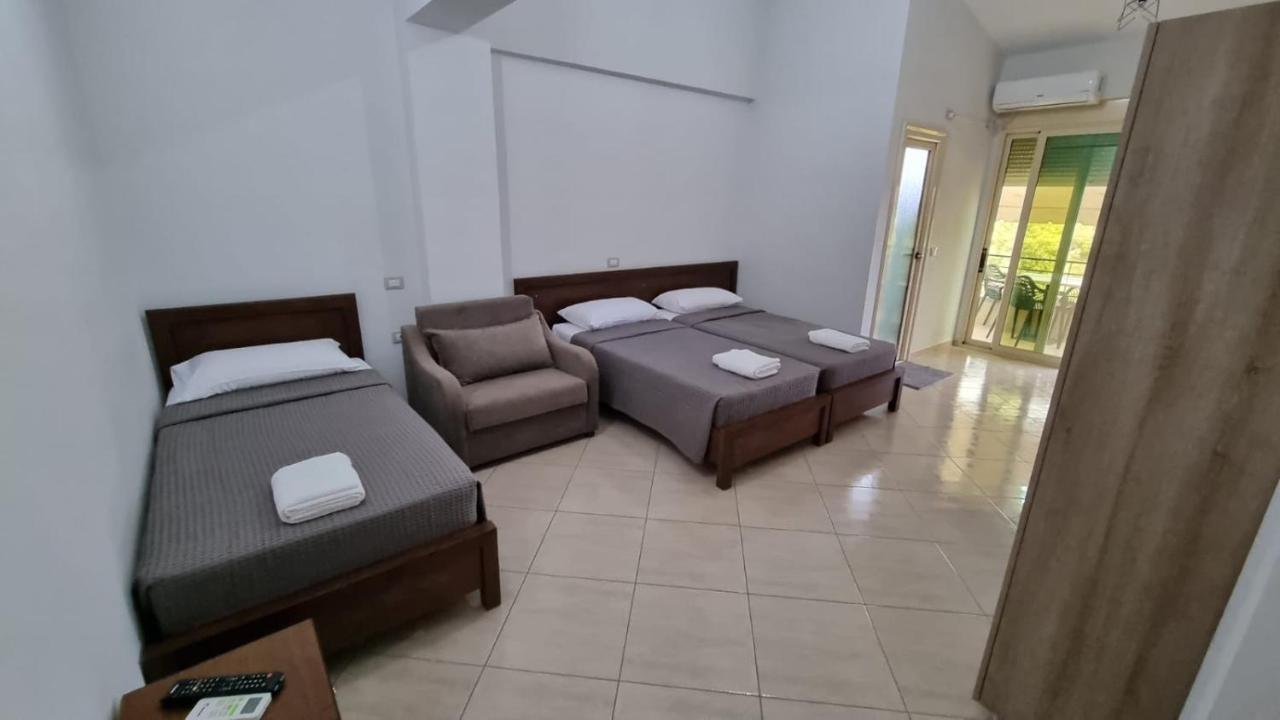Anmaor Hotel Qeparo Bagian luar foto