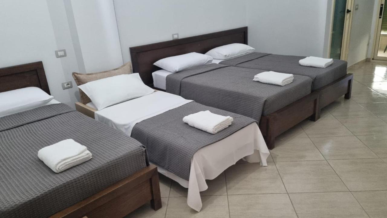 Anmaor Hotel Qeparo Bagian luar foto